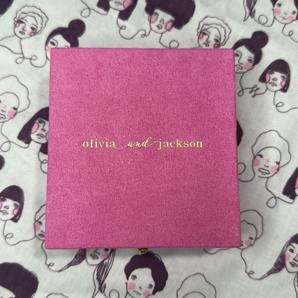 olivia and jackson Butterfly Necklace NIB